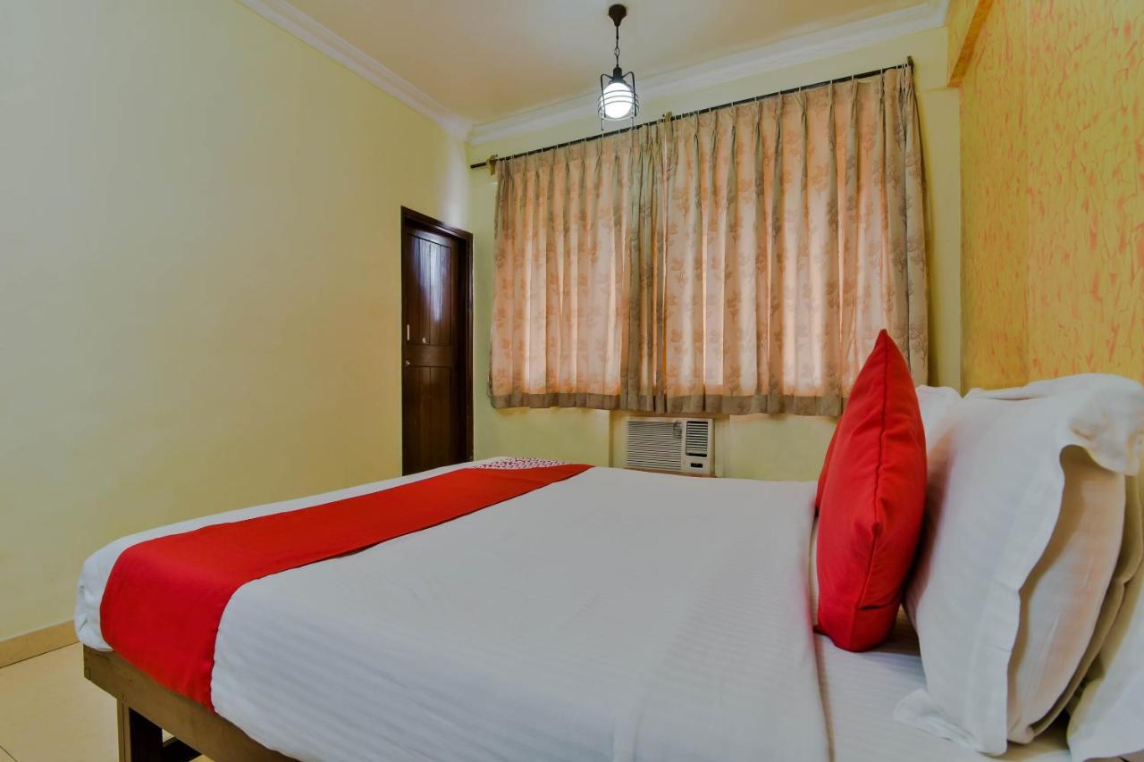 Hotel Manoshanti Панаджи Экстерьер фото