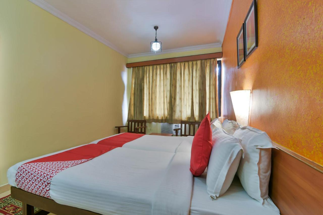 Hotel Manoshanti Панаджи Экстерьер фото