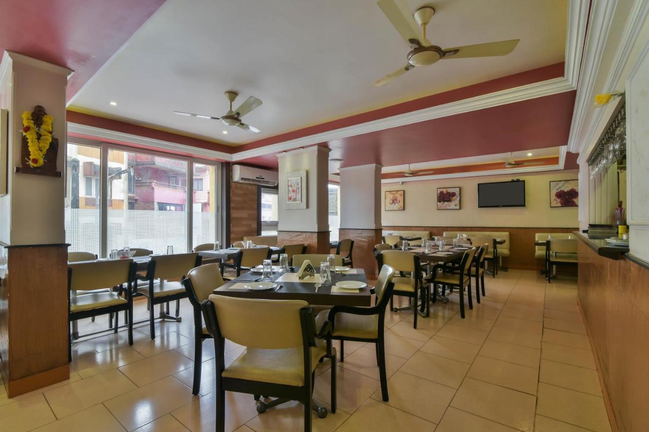 Hotel Manoshanti Панаджи Экстерьер фото